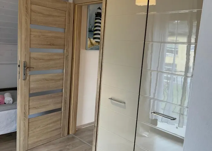 Semesterbostad Emily-domki