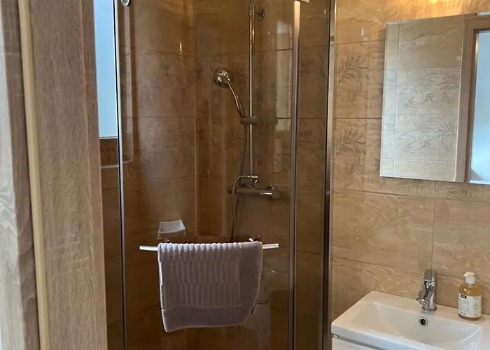 Emily-domki Semesterbostad